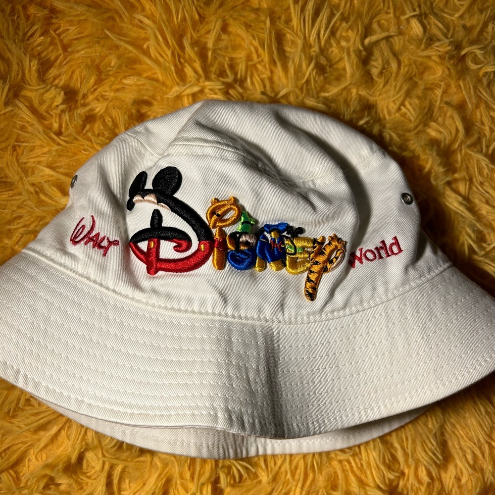 Vintage Walt Disney World Parks White Bucket Hat
